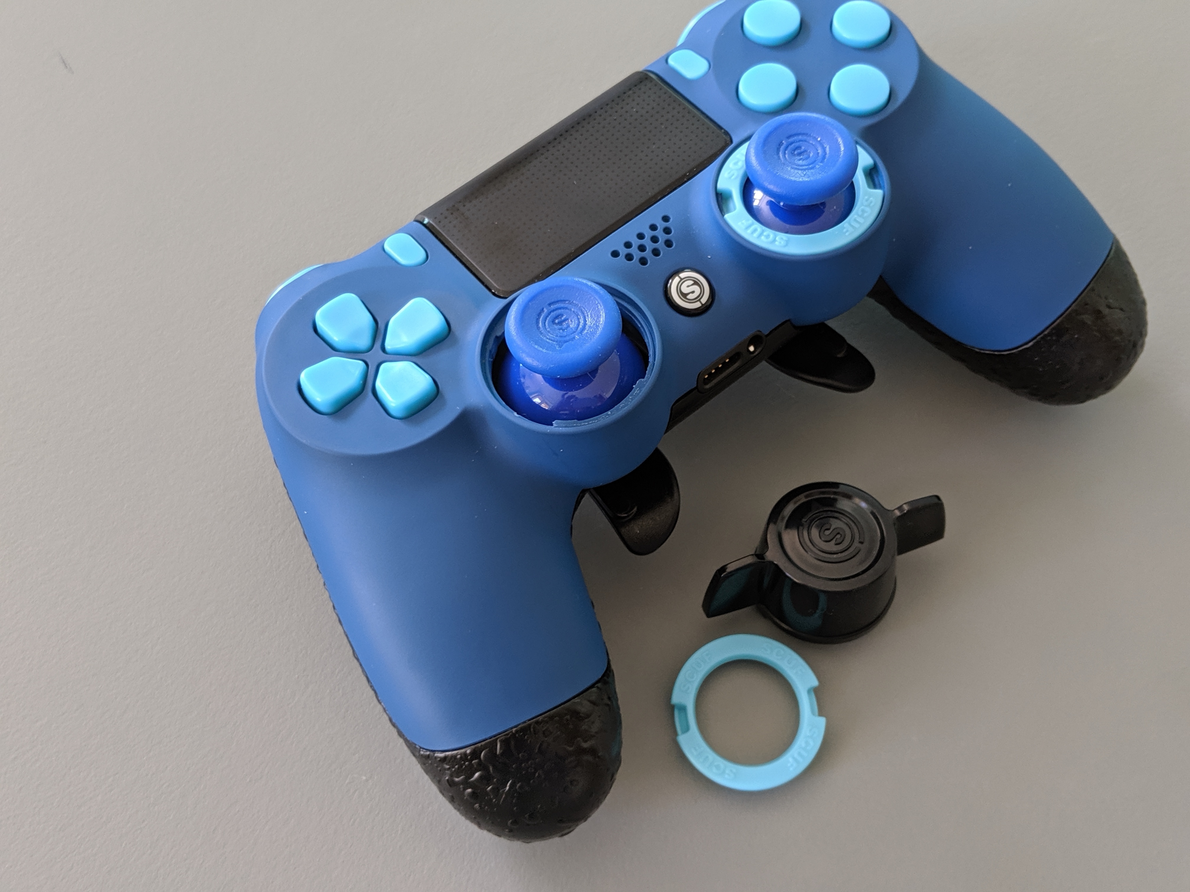 Scuf Infinity 4PS Pro: is a PS4 controller worth 300 francs? - Galaxus