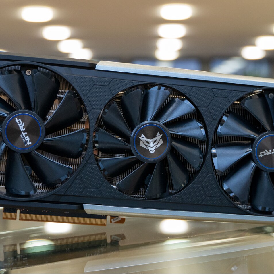 KFA2 RTX 2080 Super EX tested: What can the cheapest 2080 Super