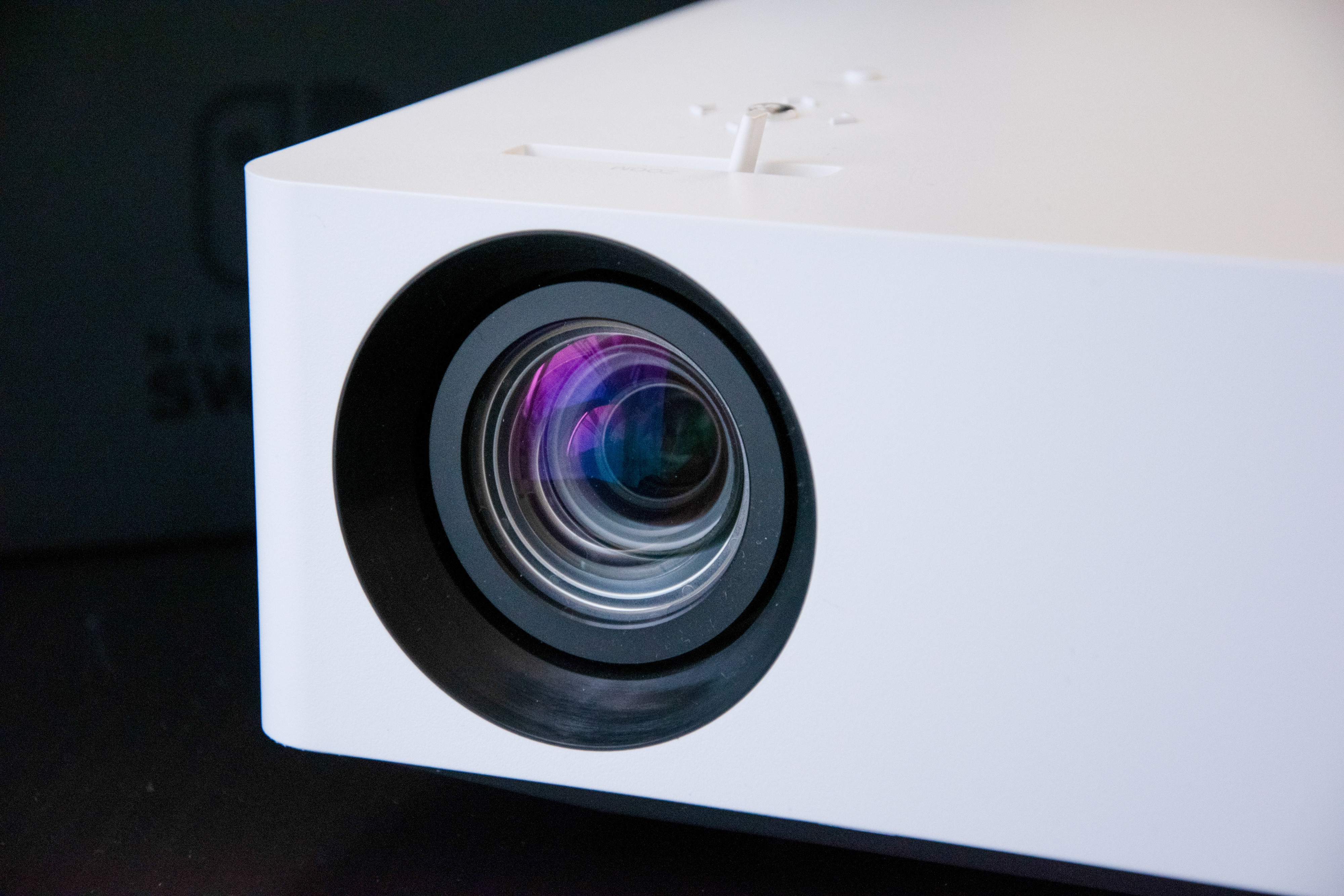 lg-hu70ls-31.jpg