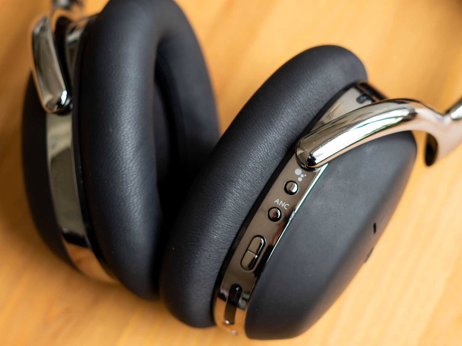 Montblanc MB 01: testing the rich person's headset - Galaxus