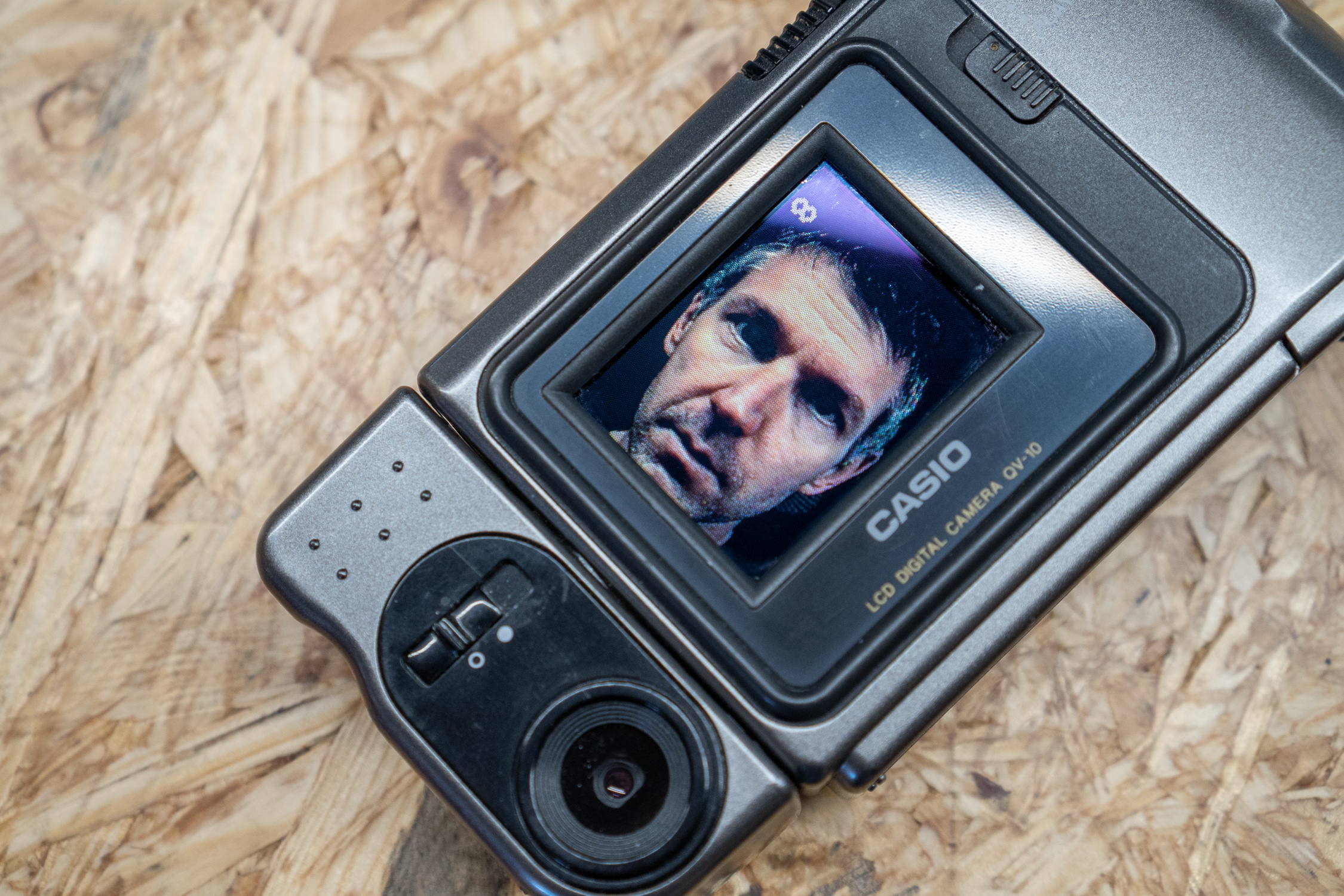 CASIO QV-10 LCD 6點まとめ　デジタルカメラ The Gadget We Miss: The Casio QV-10 Digital Camera | by