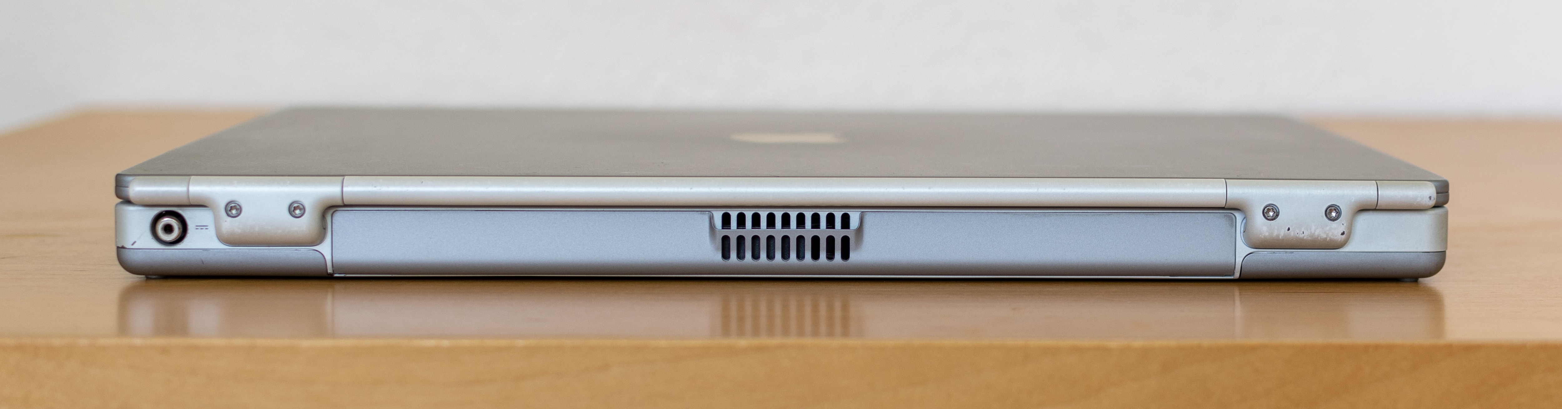 A week of no internet with the antique Powerbook G4. - Galaxus