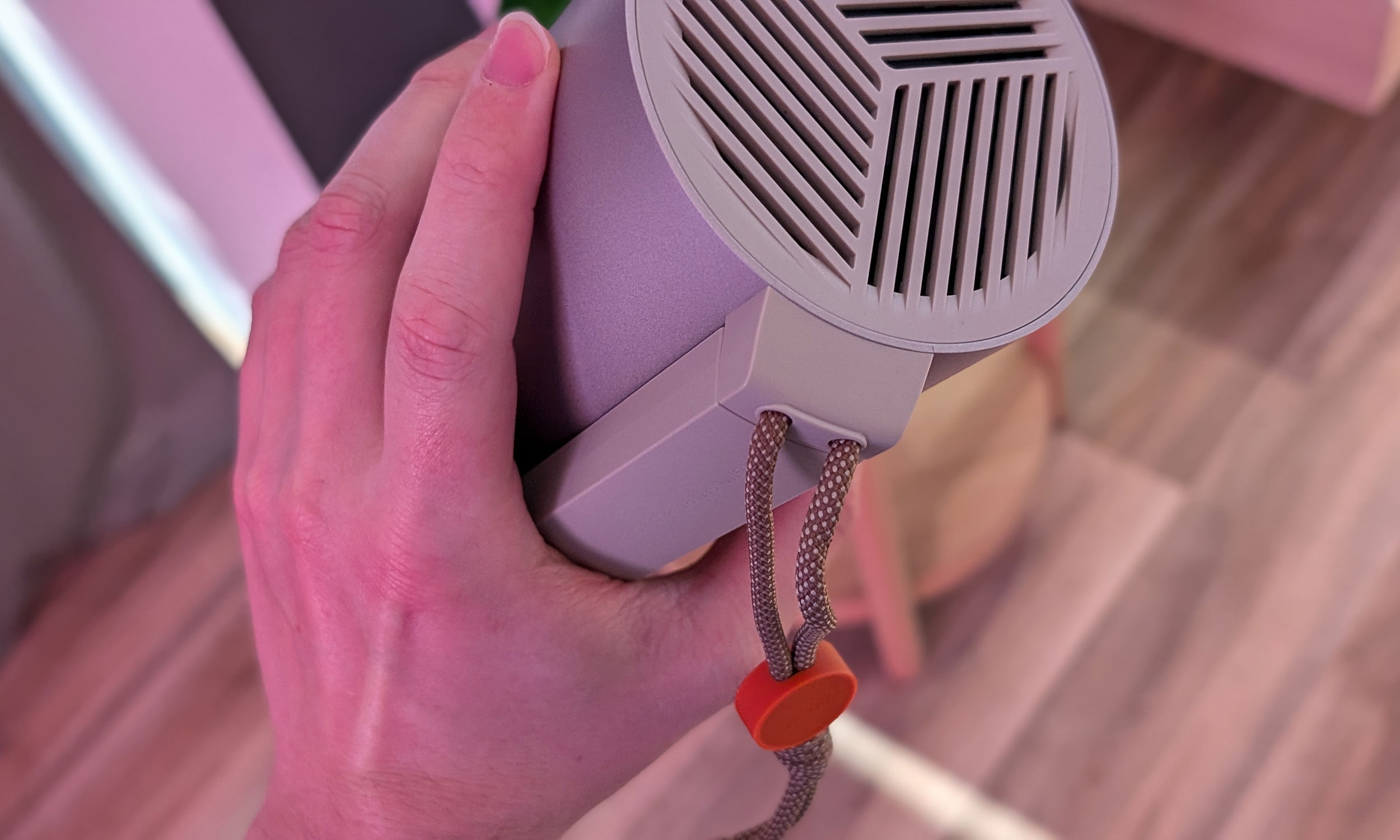 Hands-on: XGIMI and LG show their new mini projectors at IFA - Galaxus