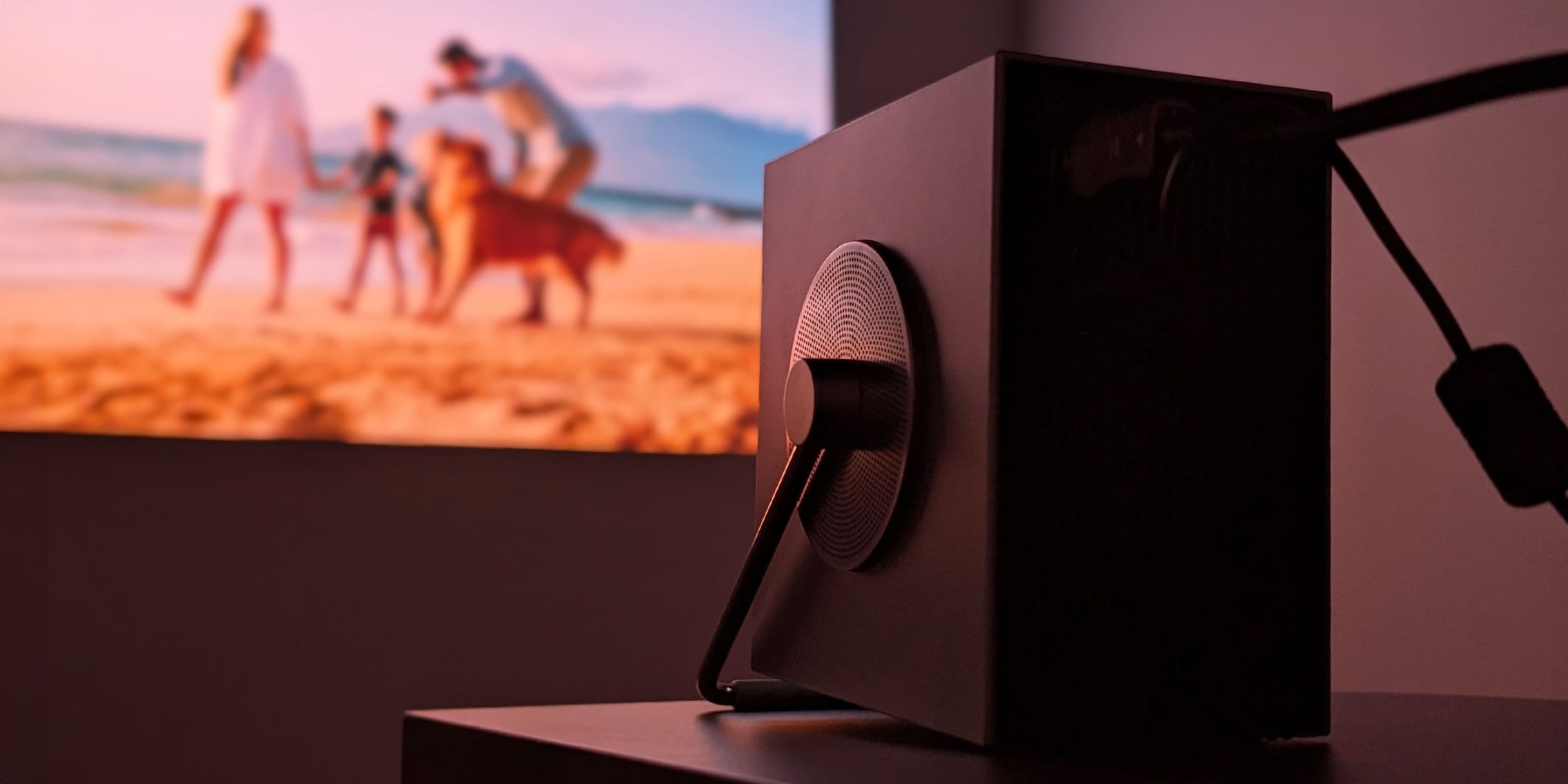 Hands-on: XGIMI and LG show their new mini projectors at IFA - Galaxus