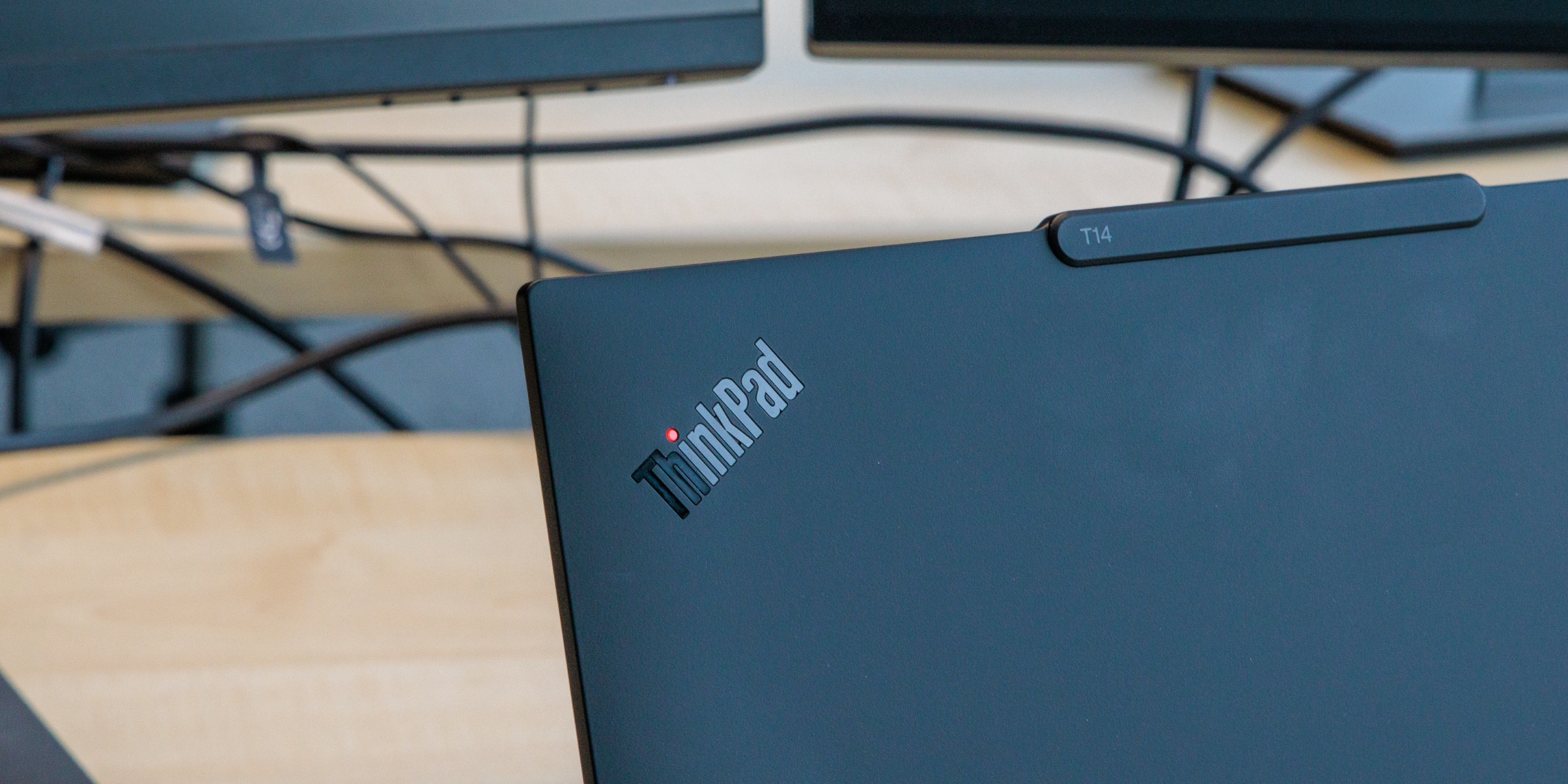 Thinkpad T14 Gen 5 tested: Easy to repair office notebook - Galaxus