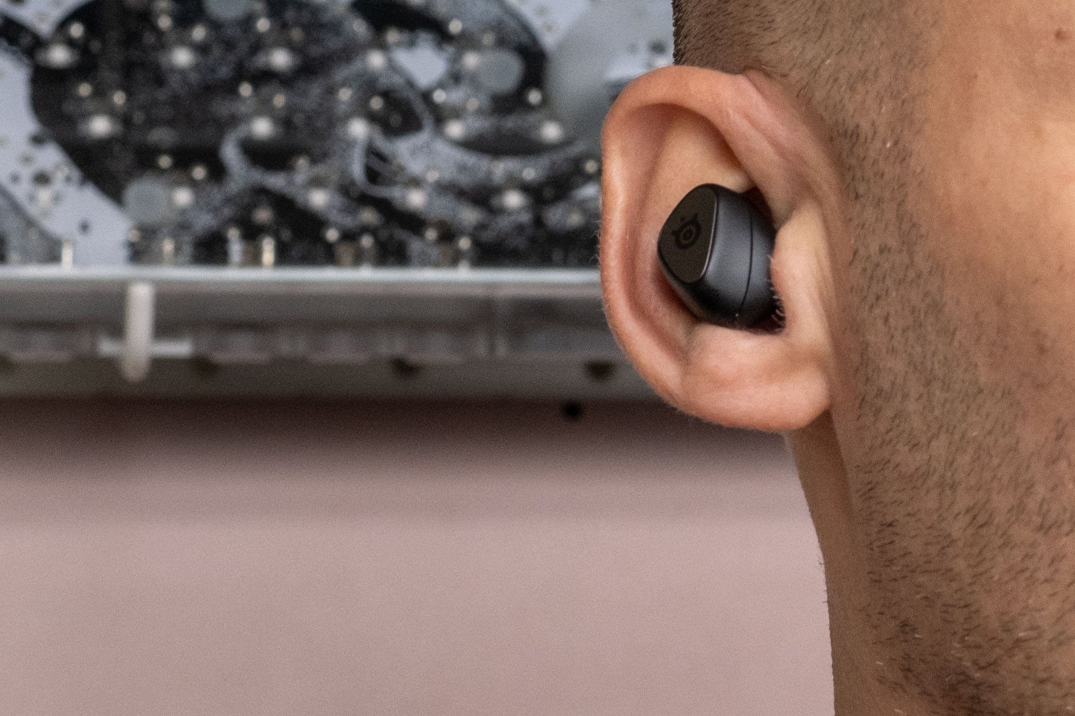 Steelseries Arctis Gamebuds tested - Galaxus