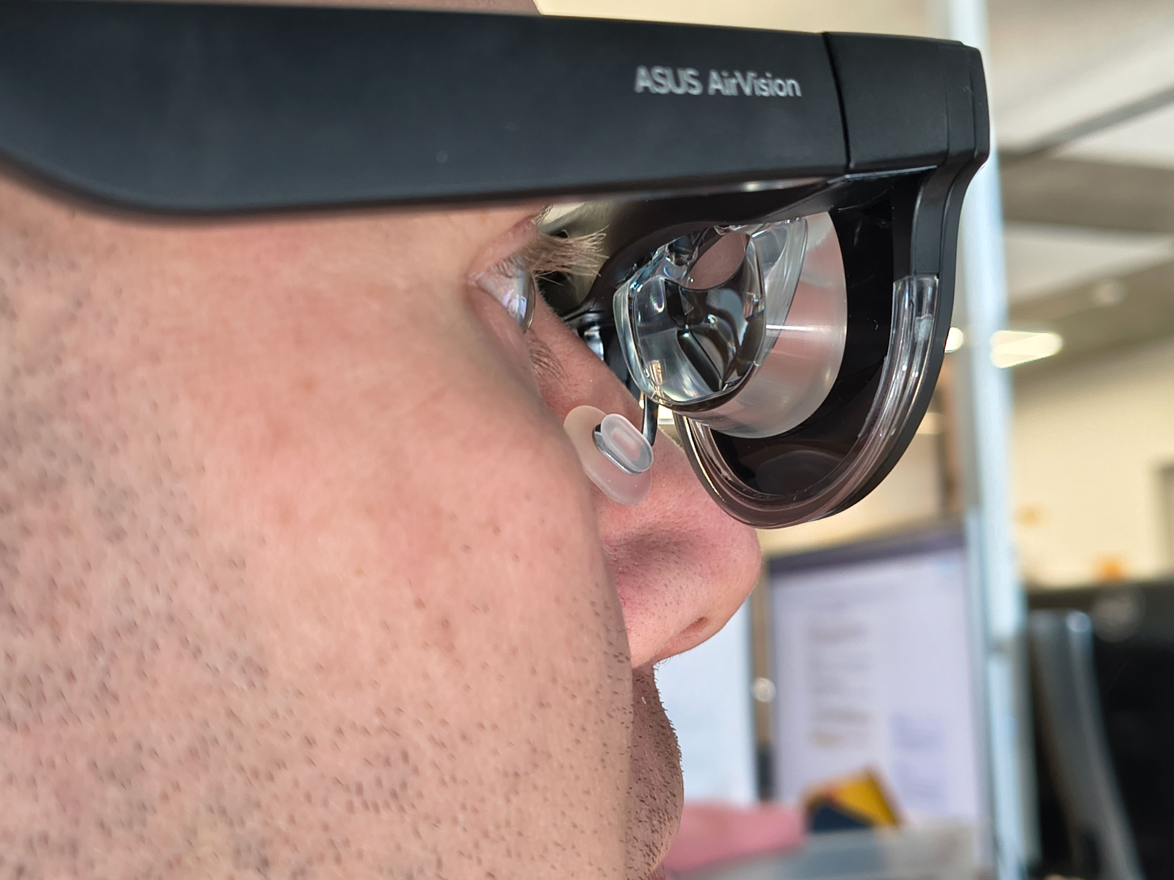 Asus AirVision M1 review - Galaxus