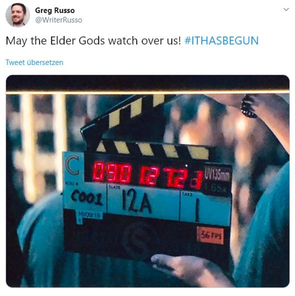 Greg Russo veröffentlicht das Bild einer Filmklappe.