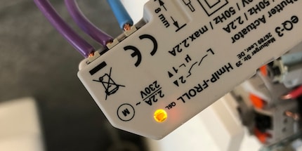 Endlich, ich hab’s doch noch geschafft: Die orange LED leuchtet.