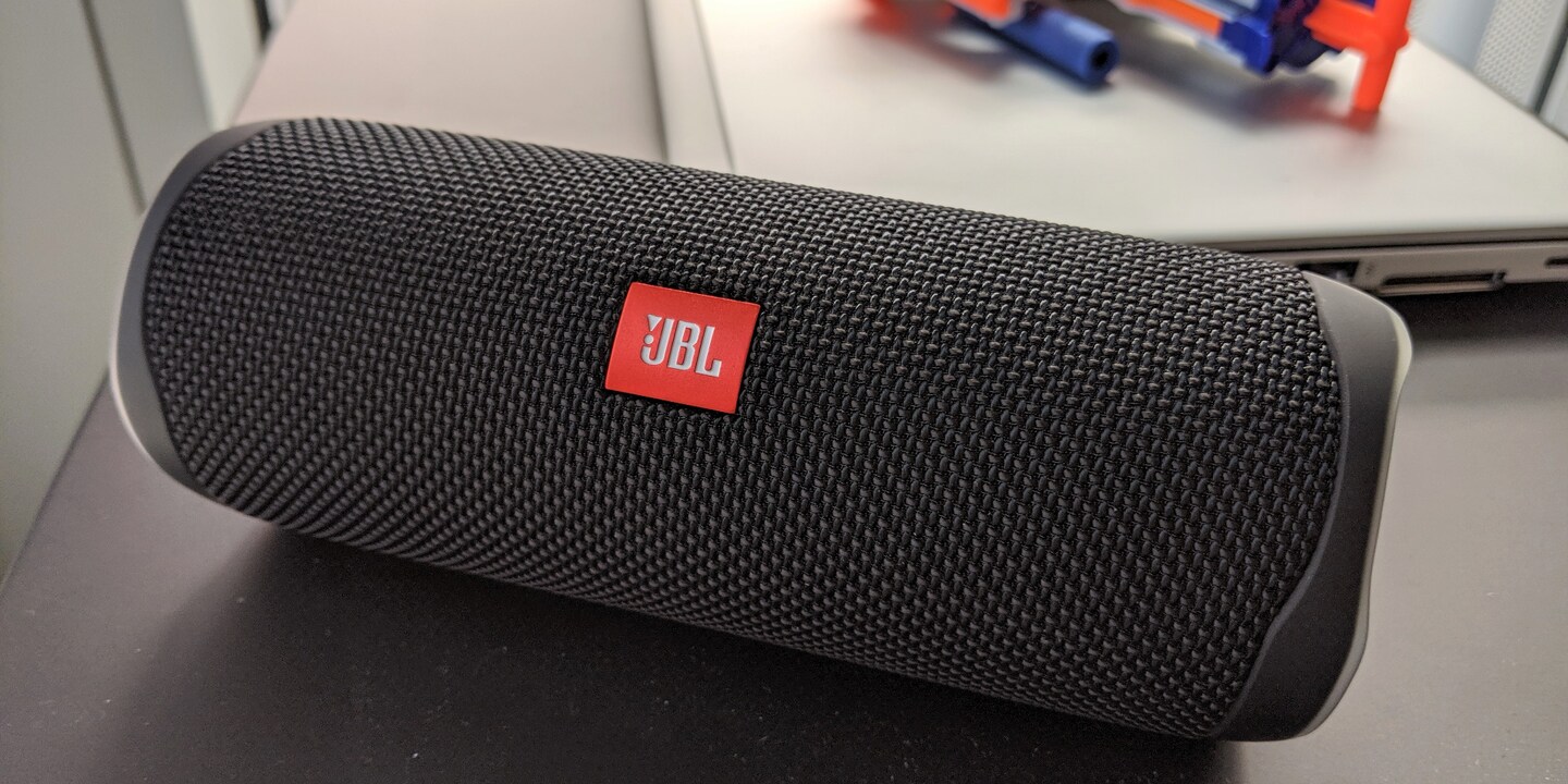 JBL Flip 5 im Test: Kleines Soundwunder