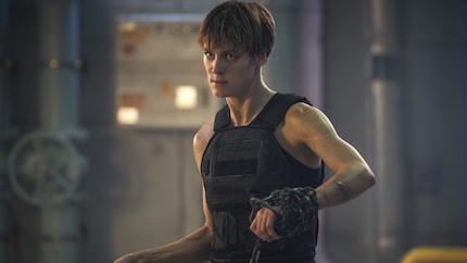 Mackenzie Davis, the surprise of the film, leaves a lasting impression.