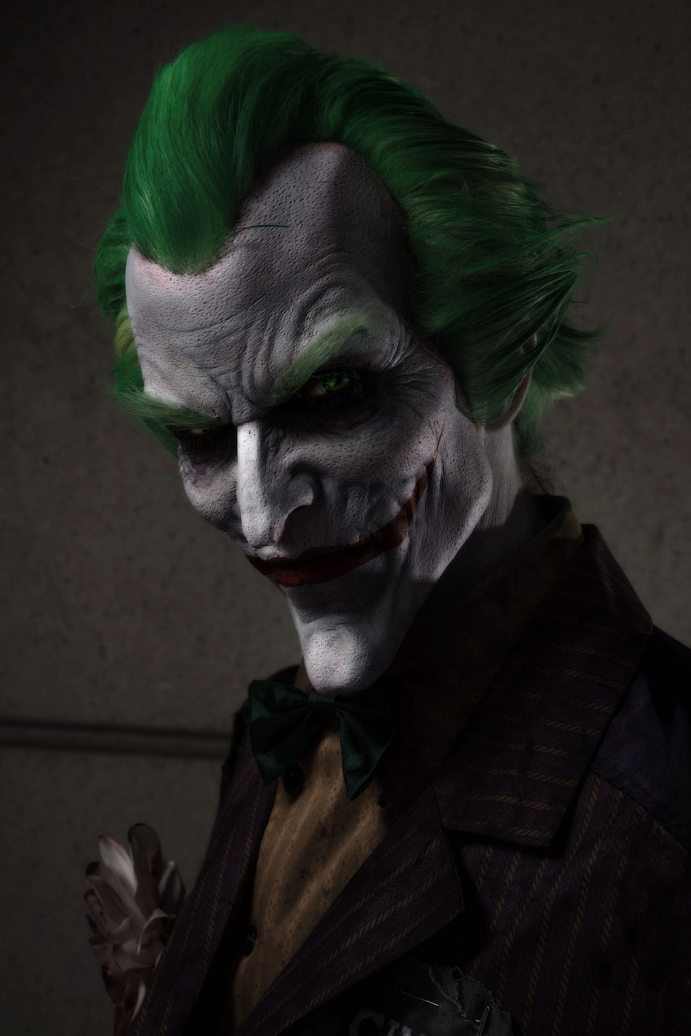 Arkham Asylum Joker für die San Diego ComicCon durch die Cinema Makeup School. Skulptur: Lee Joyner, aufgetragen durch Gabi Gonzalez. Model: Strange Dave