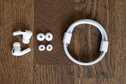 Three tips and the Lightning on USB-C cable are included.