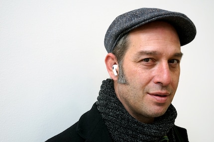 The AirPods Pro don’t stick out as much. They’re 1 cm shorter than their predecessors.