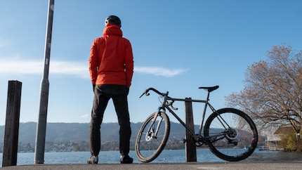 Am Wasser ist auch mit dem Gravelbike Ende Gelände.