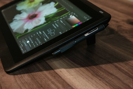 The Wacom Pro Pen 2 holds on to the side.