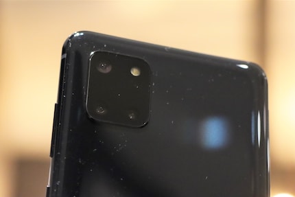 Triple camera on the back of the Note 10 Lite.