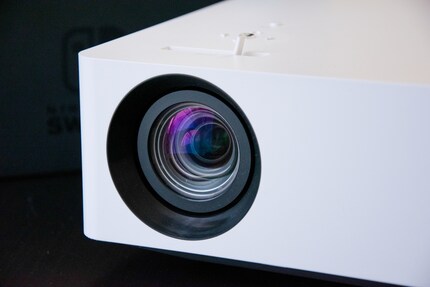 The picture comes via a 4-channelvia a 4-channel LED system, which according to the manufacturer should last for 30000 hours