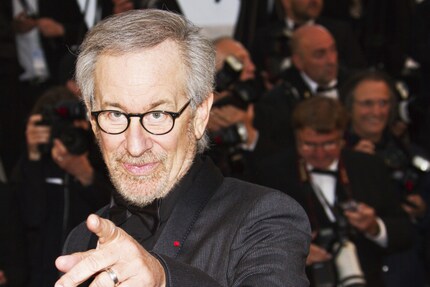 Steven Spielberg dropped out of «Indiana Jones 5» according to Variety sources.