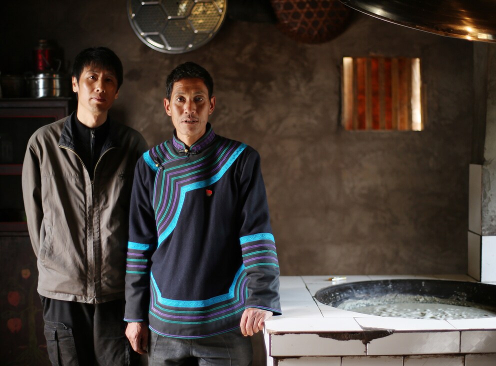 Die CO2-Gelder fliessen auch in asiatische Projekte – wie hier in der chinesischen Provinz Sichuan, wo die Menschen dank sparsamen Kochherden weniger Brennholz benötigen