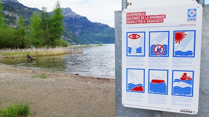 Wo eine Badestelle ist, sind die Regeln in der Regel nicht weit.