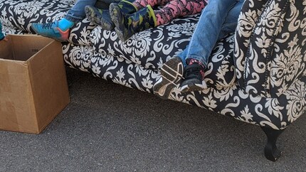 Es war wirklich ein Bild von einem Sofa.