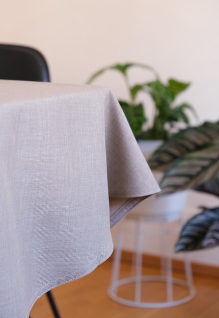 «Loft» wirkt elegant und gleicht einem Mischgewebe aus Baumwolle und Leinen.