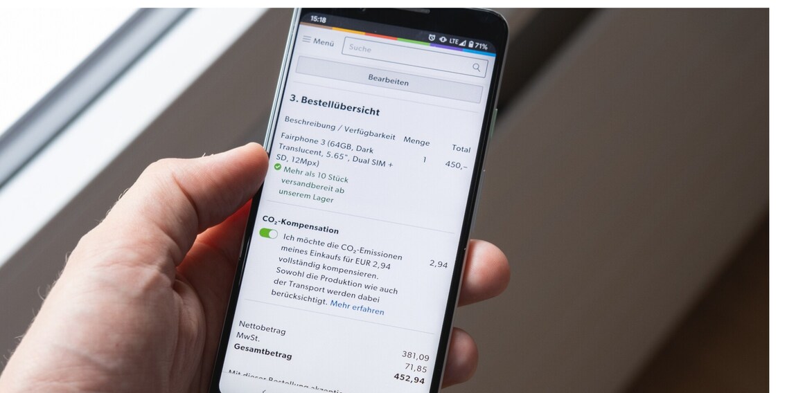 Mehrheit der Deutschen würde CO2-Ausstoß der online gekauften Produkte  kompensieren