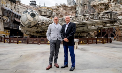 I wonder whether ex Disney CEO Bob Iger (left) approved the Mulan model by new Disney CEO Bob Chapek (right)?