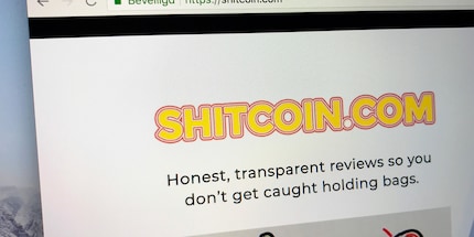 Even sites that review cryptos are often dubious and fake.