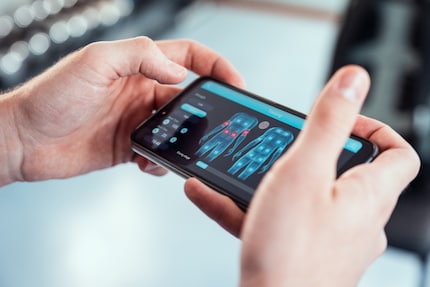 The Fortis EMS suit is controlled by app.