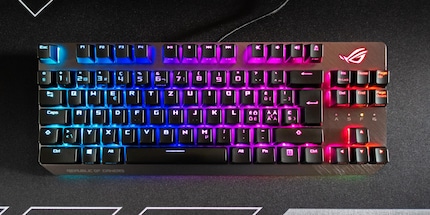 Gaming keyboard without numeric keypad.