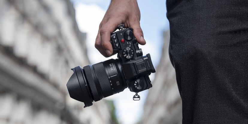 Panasonic bringt kompakte Vollformatkamera Lumix S5