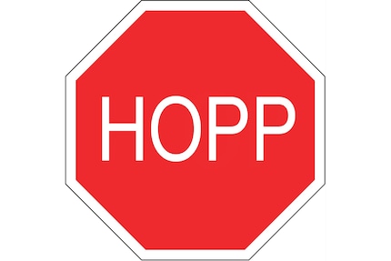 Stopp-Schild aus Sicht eines Velokuriers.