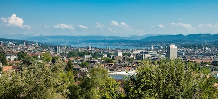 Extreme example: Landscape shot with a camera from 2004 (Nikon D70)