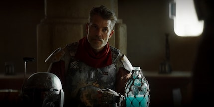 Okay, so it's not Boba Fett. Vanth is played by Timothy Olyphant.