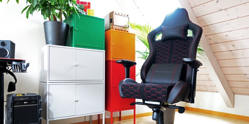 Joule Performance Raid Alcantara Review: Flauschig, mit Rennwagen-Charme und Krümelfalle