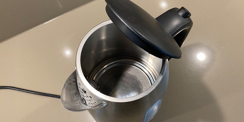 So entkalkst du deinen Wasserkocher richtig