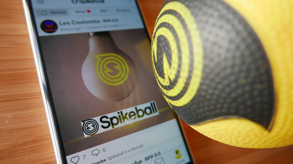 Die App verbindet die Spikeball-Community und vermittelt Spielpartner.