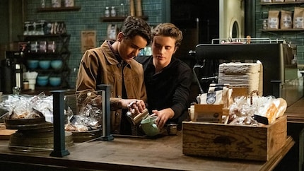 Just to make it absolutely clear: that was sarcasm. It’s actually a very sweet scene.
