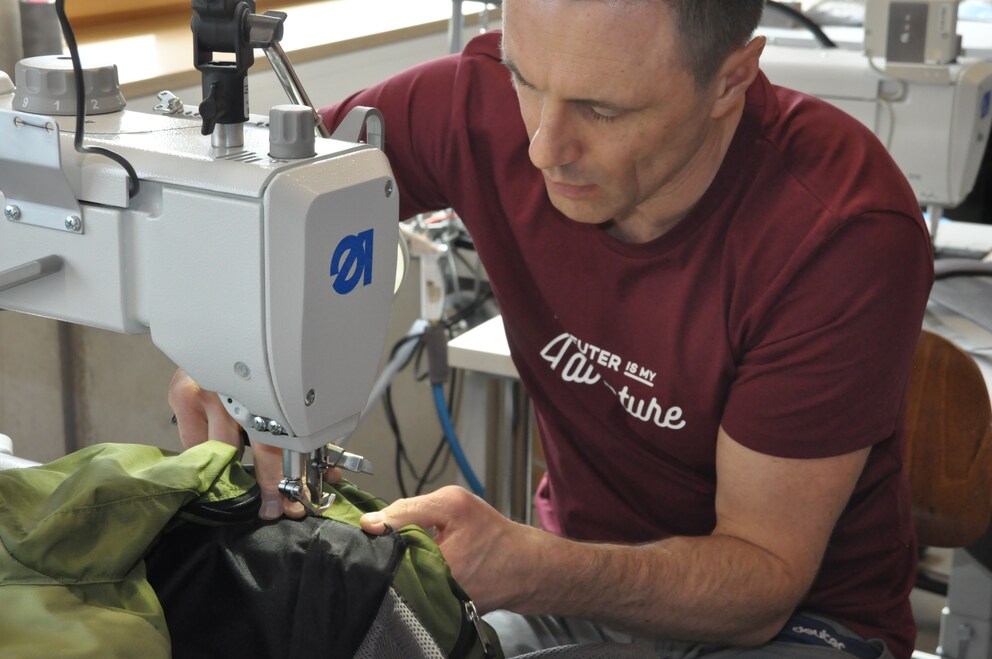 Ein Blick in die Reparatur-Werkstatt bei Deuter.