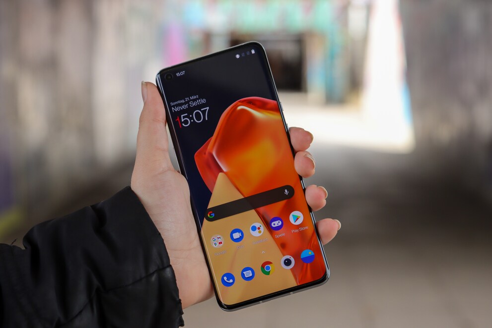 OnePlus 9 Pro