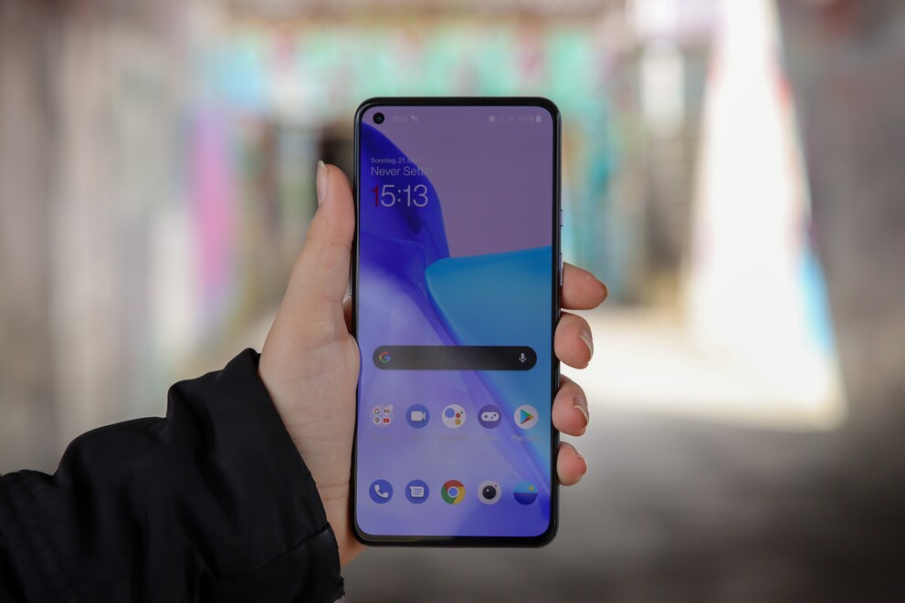 OnePlus 9