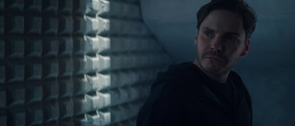 Colonel Zemo im Gefängnis – noch ist er im MCU nicht als Baron vorgestellt worden.