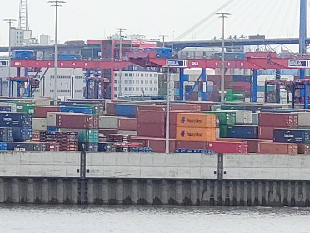 30x Zoom, A72