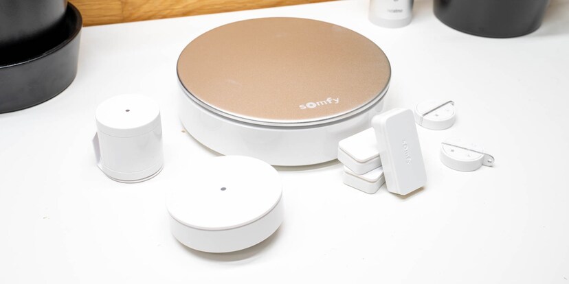 Punkten kann Somfy vor allem bei den smarten Alarmanlagen und -sensoren. Bildquelle: techtest.org