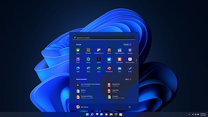 The Start menu moves to the centre, with Dark Mode as another plus.