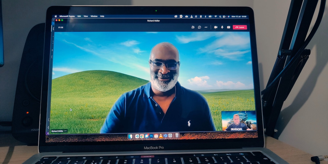 Microsoft Teams lässt Clippy und den XP-Hintergrund auferstehen