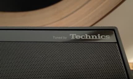 Das Soundsystem hat Technics entwickelt und gebaut – eine auf Audioprodukte spezialisierte Tochterfirma Panasonics.