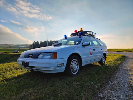 Das Einsatzfahrzeug der Swiss Ghostbusters.